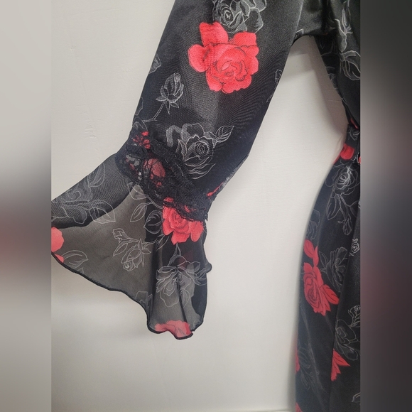 Secret Tresures S 4 / 6 Silky Feel Breakfast Robe Lingerie Floral Tie Belted - Picture 2 of 4